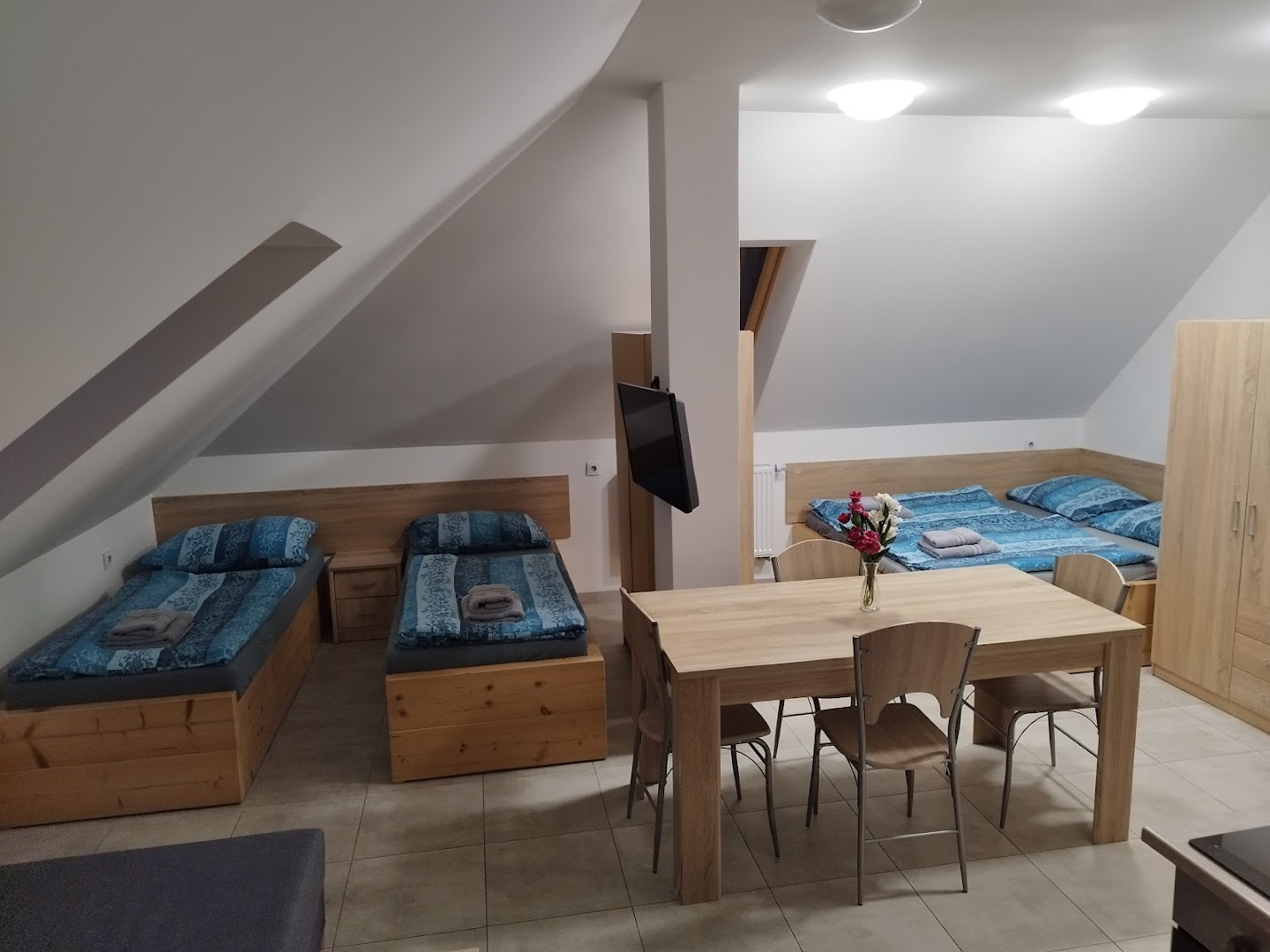 Main accommodation image