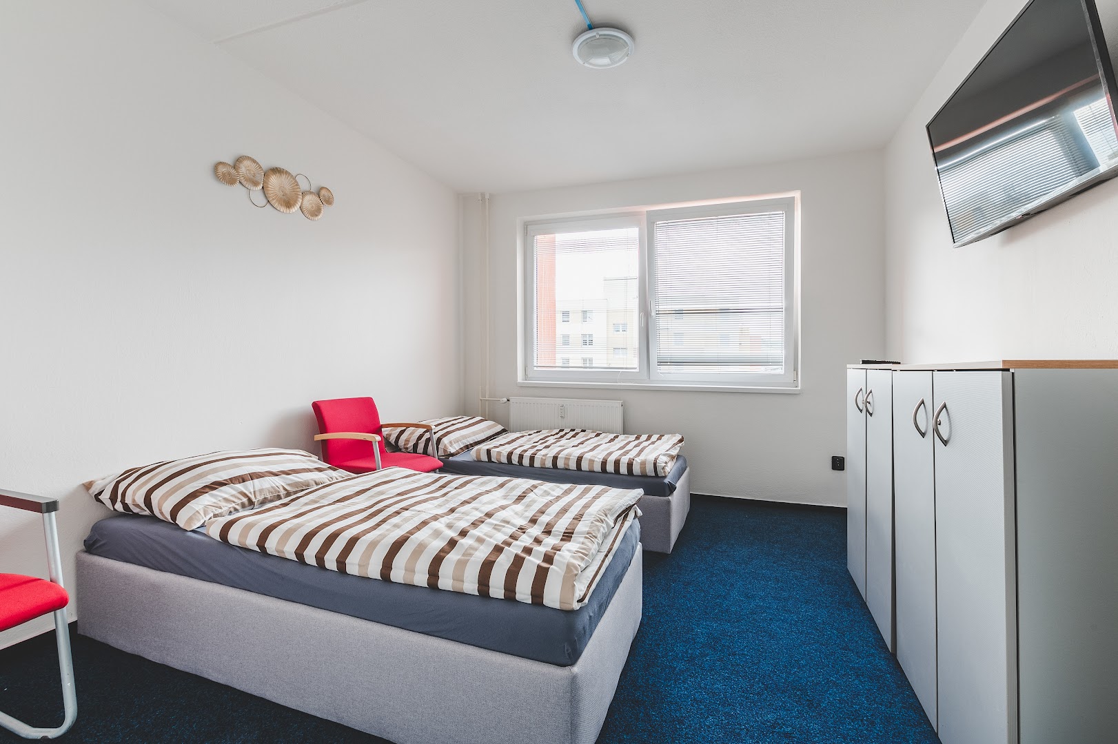 Main accommodation image